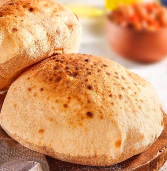 Egyptian Baladi Bread - 5 Pitas, 500 Grams (Frozen, Baked in Canada)