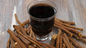 El Souhagy licorice cold drink in a 40g package with black licorice sticks and vibrant packaging.