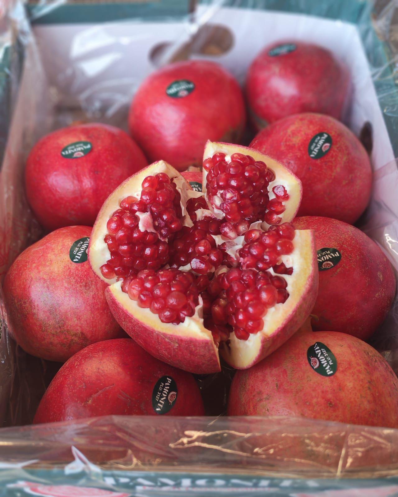 Fresh Pomegranate Elsouk 2 kg air shipped sweet fruit Canada